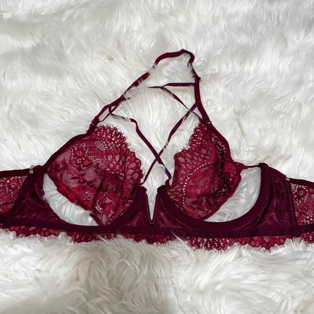 La Senza‎ burgundy lace lingerie bra size M